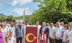 Kuşadası’nda kiraz şenliği coşkusu