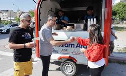 Kütahya Belediyesinden sınav sabahı sıcak çorba ikramı