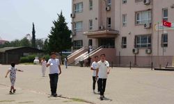 LGS’de oturumlar tamamlandı, babalar çifte heyecan yaşadı