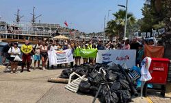 Marmaris koylarında çevre temizliği sürüyor