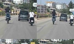 Motosikletli sürücüden D-400 karayolunda tehlikeli hareketler