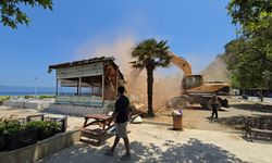 Mudanya Trilye’de 30 yıllık 4 kafe yıkıldı