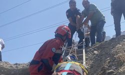 Ortaca’da uçurumdan düşen bir kişi kurtarıldı