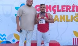 Özel sporcudan Denizli’ye iki madalya daha