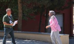 Şanlıurfa’da kimliğini unutan öğrenci önce ağladı, sonra bayıldı, son anda sınava yetişti