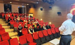 Simav’da bayan Kur’an kursu öğreticilerine seminer