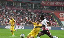 Trendyol Süper Lig: Samsunspor: 0 - Kayserispor: 0 (İlk yarı)