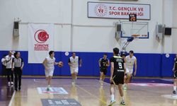 TÜSF Erkekler Basketbol 2. Ligi’nde şampiyon Arel Üniversitesi oldu
