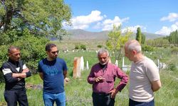 Unutulan kahramanın mezarı sessizliğe gömülüyor