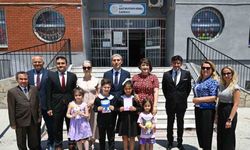 Vali Aktaş resim sergisini ziyaret etti
