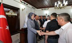 Vali Yiğitbaşı personel ile bayramlaştı