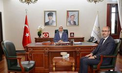 Vali Yiğitbaşı, yeni İl Sağlık Müdürü Dr. Hakkı Öztürk’ü kabul etti