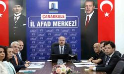 Valilikten Ayvacık depremleri sonrası değerlendirme toplantısı