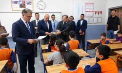 Van’da öğrencilerin karne heyecanı