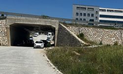 Vatandaşlar araçlarını park edecek yer bulamıyor