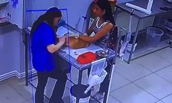 Veteriner kliniğinde köpeğini tedavi ettiren kadın bayıldı