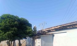 Yangında alevlerin arasında kalan bebek hayata tutunamadı