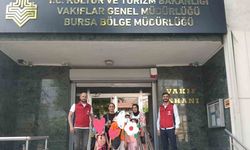 Yetim çocuklara bayramda giyim desteği