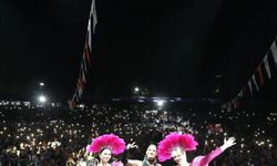 47. Honaz Kiraz Festivali muhteşem Zara konseriyle son buldu