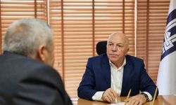 Başkan Sekmen vatandaşı dinledi