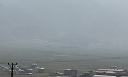 Çöl tozu Yüksekova’da etkili oldu