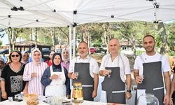 Gaziosmanpaşa Belediyesi’nin yenilediği Millet Bahçesi’ne ilk adımı kadınlar attı