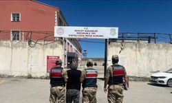 Jandarma ekiplerince bir ayda arama kaydı bulunan 100 şahıs yakalandı