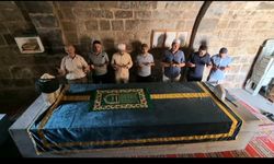 Şem’un El Gazi Türbesi’nde Gazze ve Yağmur Duası