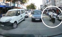 Sürücünün yaralandığı motosiklet kazası kamerada