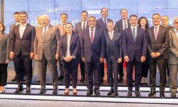 THY ile Dubai İslami Bankası arasında yenilikçi finansal kiralama işleminin imza töreni gerçekleştirildi