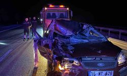 Tırla çarpışan otomobilde 4 kişi yaralandı