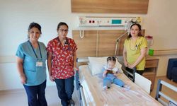 8 aylık bebeğin böbreğinden 15 milimetrelik taş çıktı