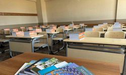 Ağrı’da 519 bin 210 ders kitabı öğrencilerin sıralarına bırakıldı