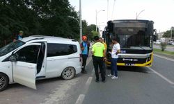 Malatya’da halk otobüsü ile hafif ticari araç çarpıştı