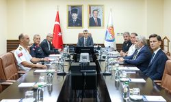 Mersin’de Güvenlik ve Asayiş Değerlendirme Toplantısı yapıldı