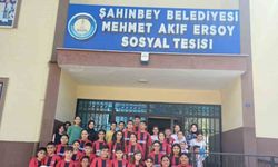 Şahinbeyli çocuklardan örnek davranış