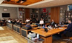 Başkan Kahveci, şampiyon basketbolcuları makamında ağırladı