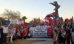 Gazze’ye yardıma giden gemilere temsili selamlama
