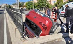 Burdur’da otomobil kanala düştü: 1 yaralı