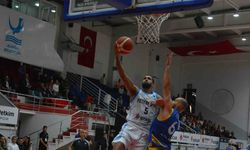 FIBA Avrupa Kupası: Aliağa Petkimspor: 85 - CSM Corona Brasov: 74