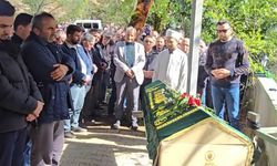 Sahnede kalp krizi geçiren Giresunlu sanatçı son yolculuğuna uğurlandı