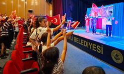 Mersin’de Cumhuriyet Coşkusu: Çocuk Festivali Renkli Görüntülere Sahne Oldu