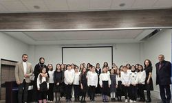 3 Müzik öğretmeni bir araya geldi, çocuklar söyledi, onlar ‘İyi ki öğretmenim’ dedi