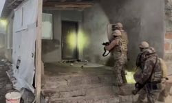 Ağrı'da KOM Şube'den nokta operasyon: Uzun namlulu silahlar ele geçirildi