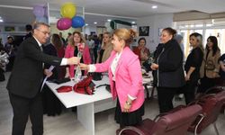 Başkan Kurnaz'dan öğretmenlere anlamlı jest: 'Geleceğimizi şekillendiriyorsunuz'