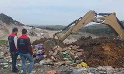 Çanakkale’de hijyenik olmayan şarküteri işletmesinde el konulan ürünler imha edildi