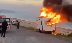 Çatalca’da alevler arasında kalan karavan küle döndü