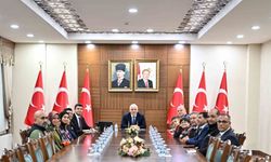 Diyarbakır'da Gazze için toplanan 24 milyon lira AFAD'a teslim edildi