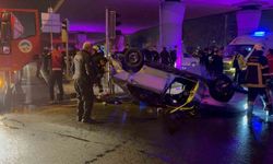 'Dur' ihtarına uymayarak kaçan otomobil takla attı: 2 yaralı