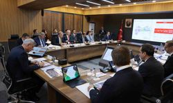 Erzincan'da sağlık yöneticileri toplantısı: 'Sağlıklı Türkiye Yüzyılı Vizyonu masaya yatırıldı'